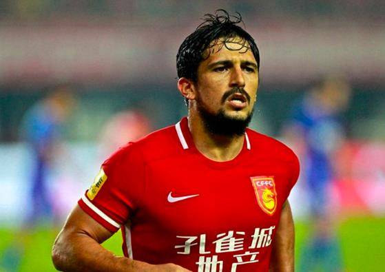 
来华5年造100球 入中国籍200天 无缘里皮国足如今要被退货？【十大外围足球平台app】(图2)