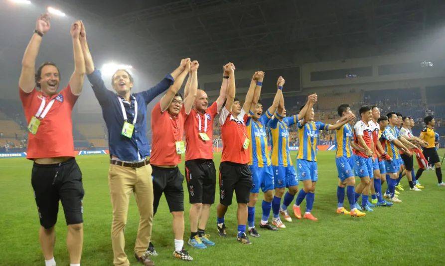 
不是斯托伊科维奇也不是图拔 富力新帅会是这位天津球迷的老熟人吗？【十大外围足球平台app】(图9)