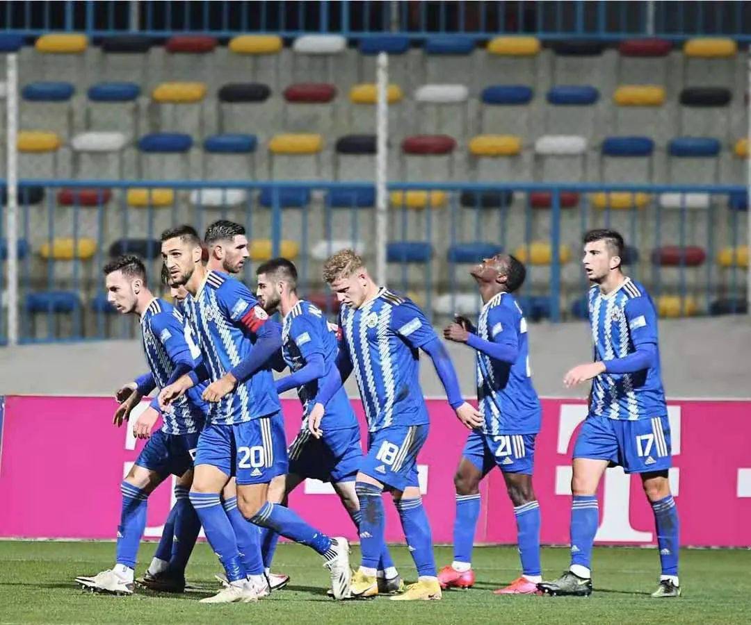 
不是斯托伊科维奇也不是图拔 富力新帅会是这位天津球迷的老熟人吗？【十大外围足球平台app】(图15)