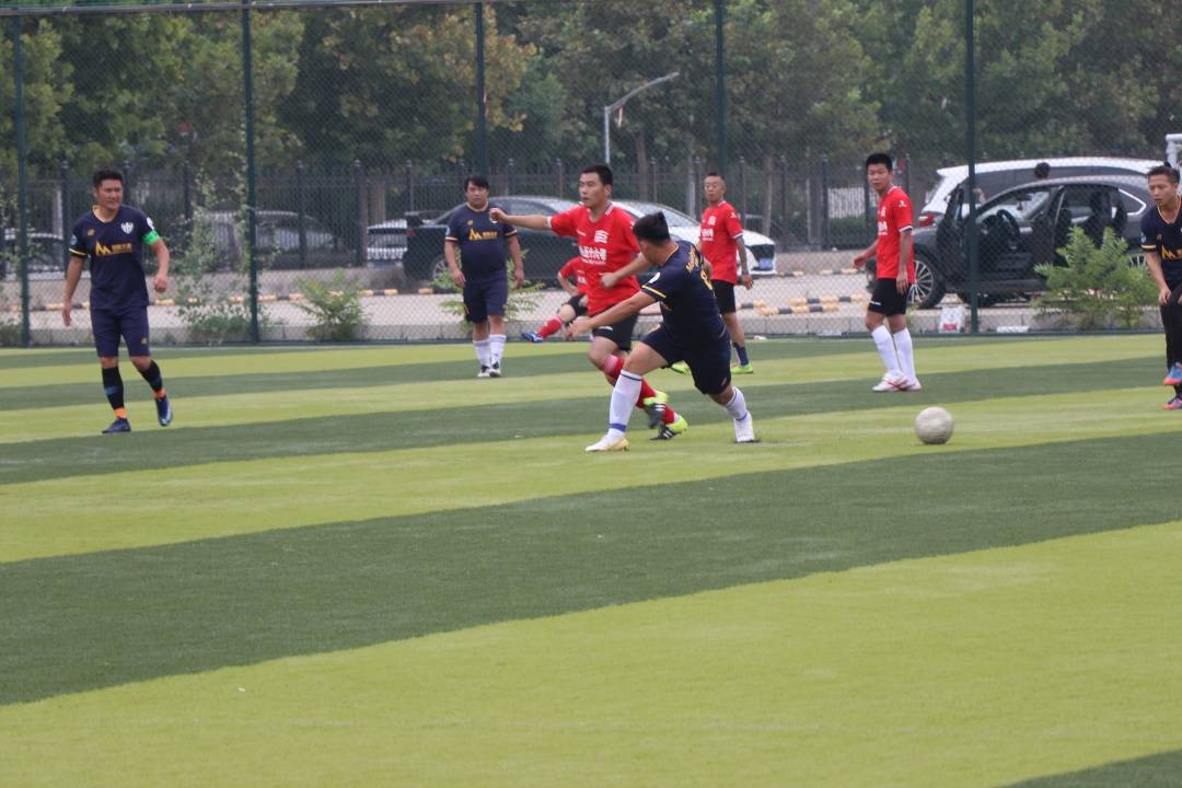 【17VS创投杯足球联赛第三循环顾】绵绵小雨浇不灭足球的热情:十大外围足球平台app(图3)
【17VS创投杯足球联赛第三循环顾】绵绵小雨浇不灭足球的热情:十大外围足球平台app(图3)