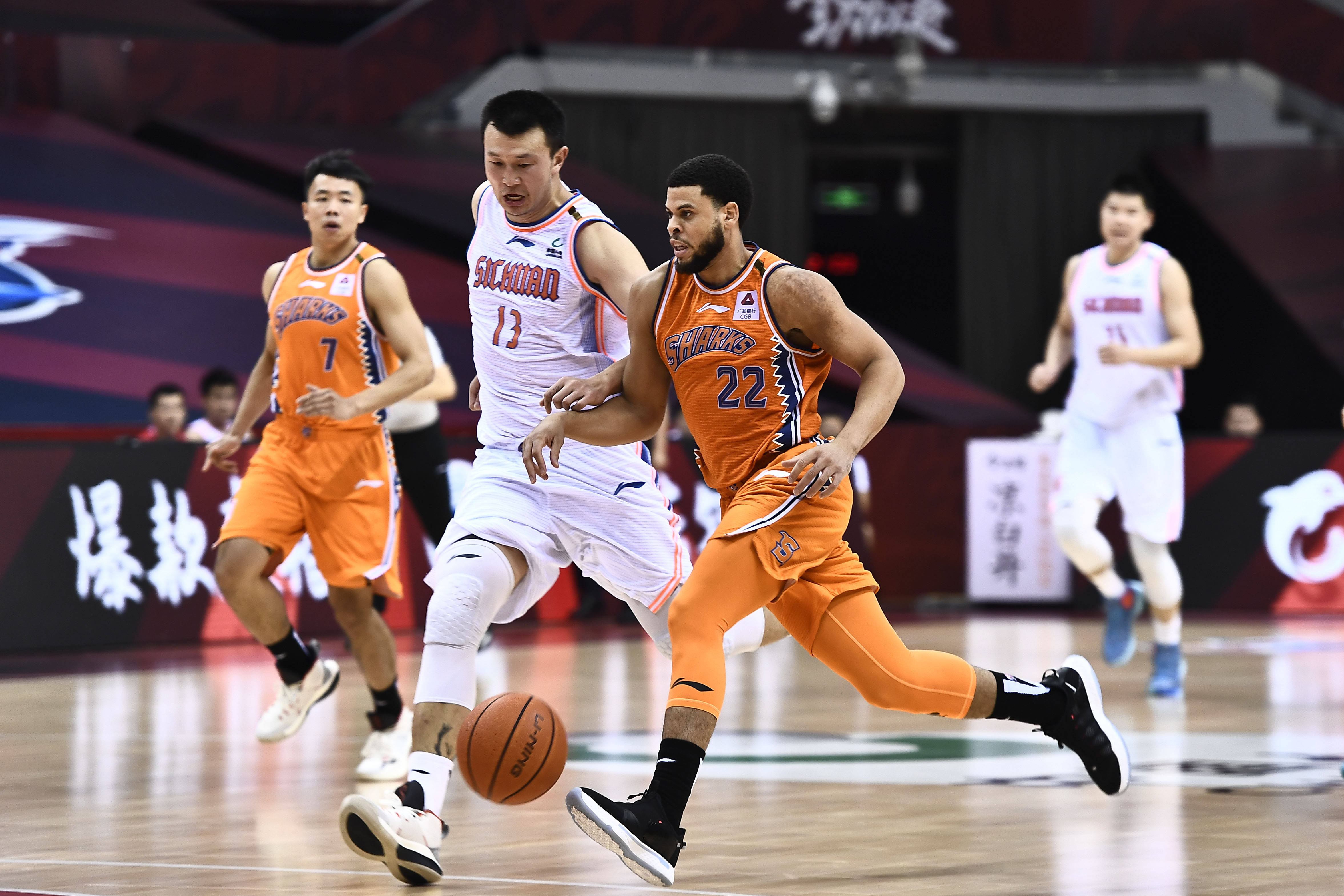 ‘十大外围足球平台app’篮球第二阶段——CBA复赛:上海长胜四川五粮金尊(图2)