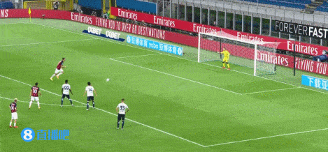 十大外围足球平台app|
1999年至今 伊布在顶级联赛的22个赛季里取得进球(图8)